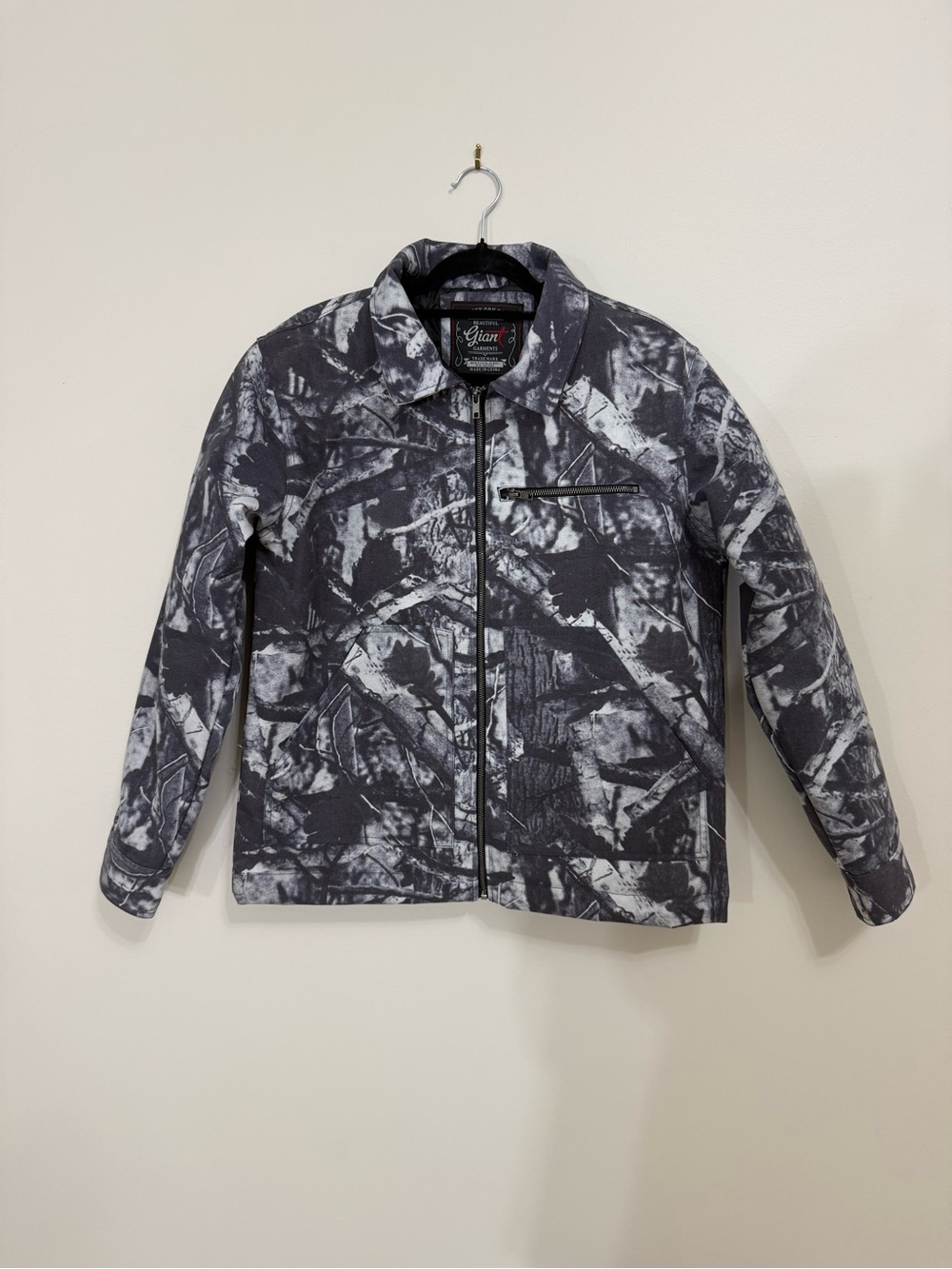 Beautiful Giant Men Canvas Workwear Jacket Gray Camouflage Faded Size M Camo